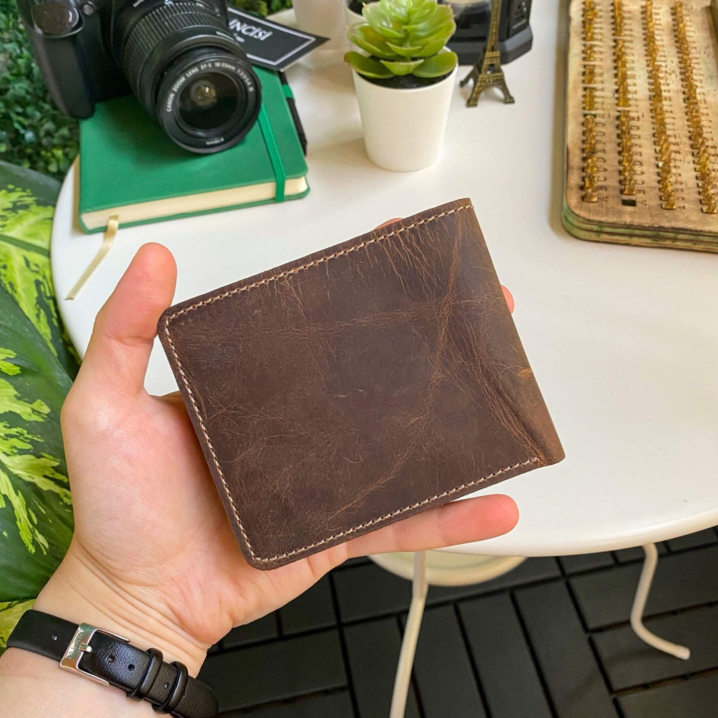 Cosmos - Genuine Leather Trifold Classic Men's Wallet