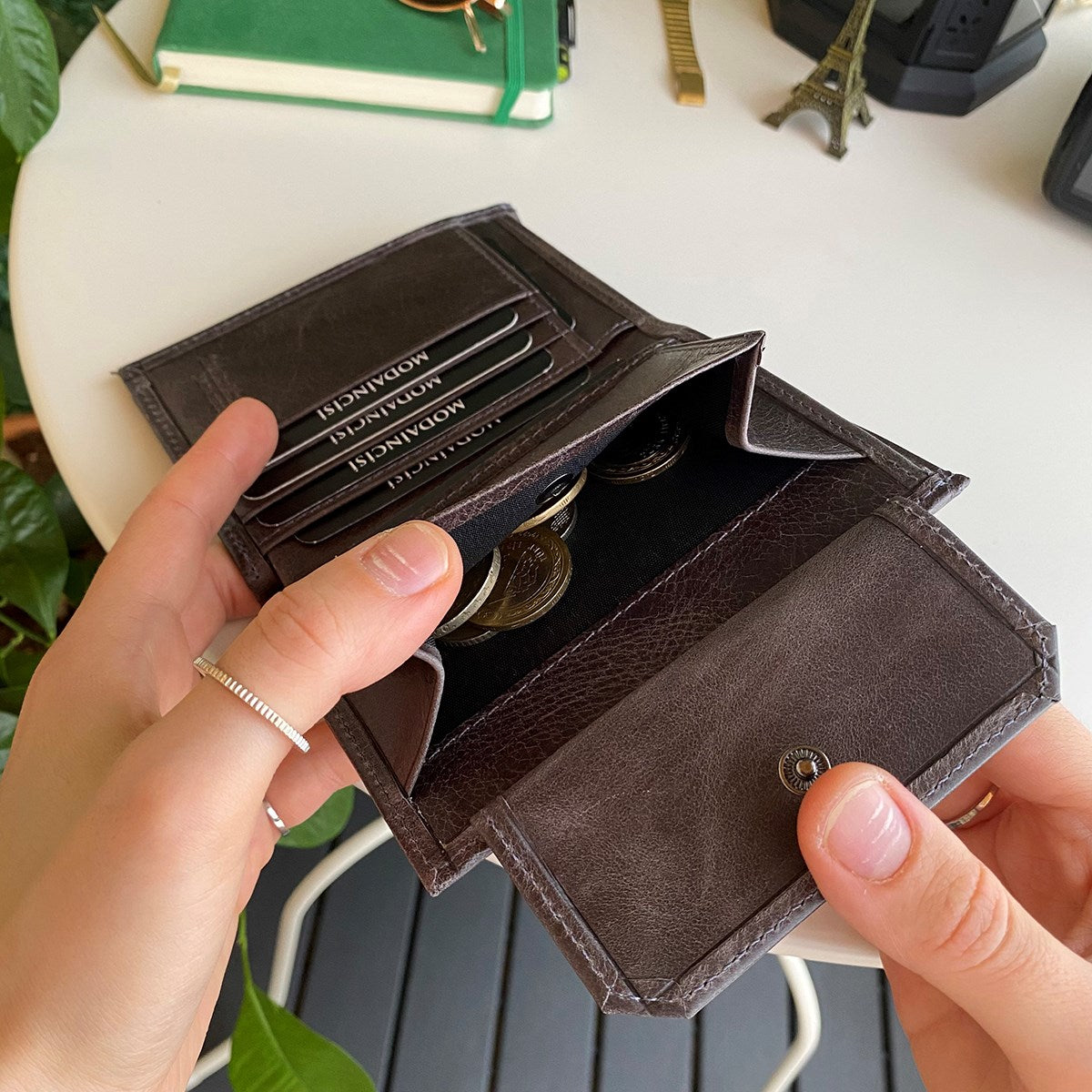 Oregon - Genuine Leather Wallet with Removable Card Holder