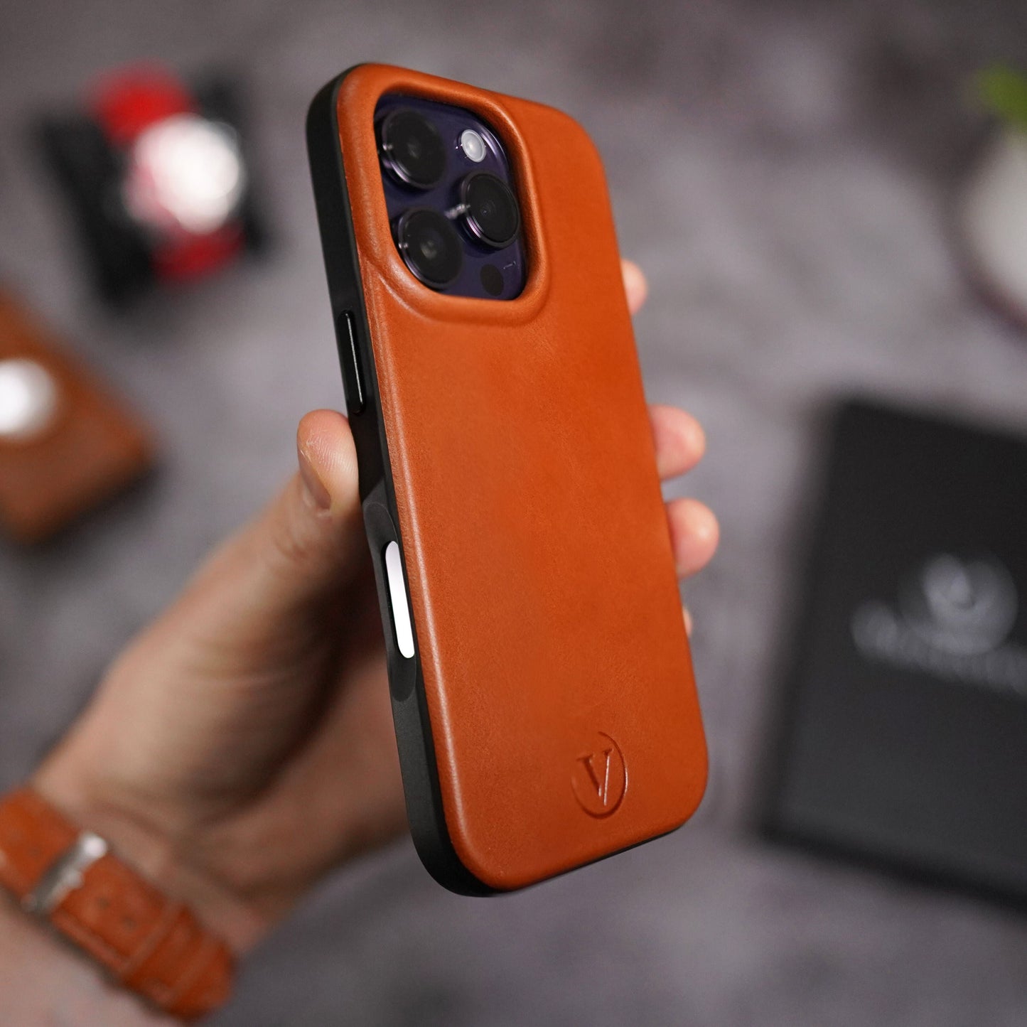 iPhone 16 Series Elite Leather Case