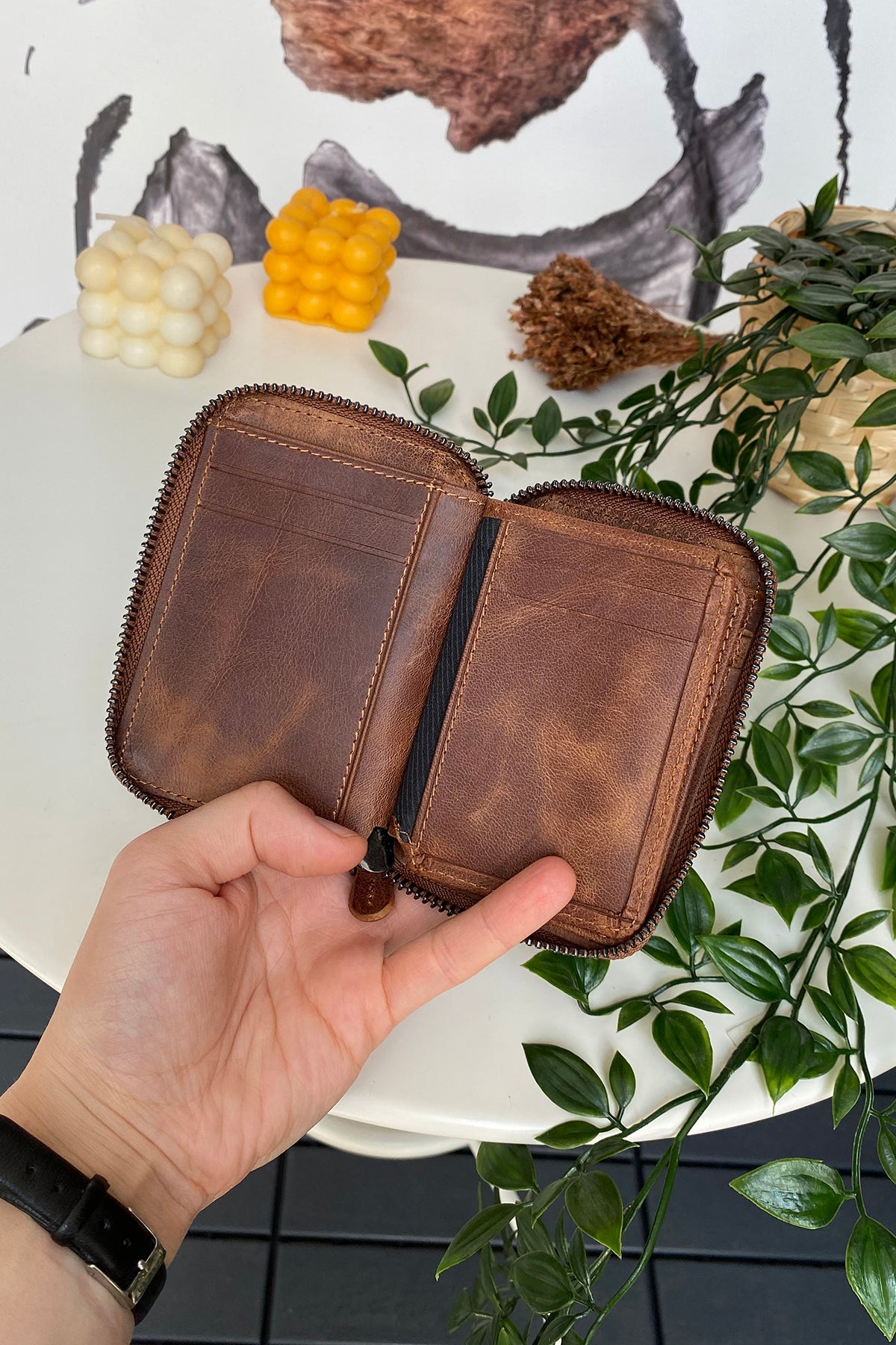 Porto - Genuine Leather Wallet with Zipper Feature