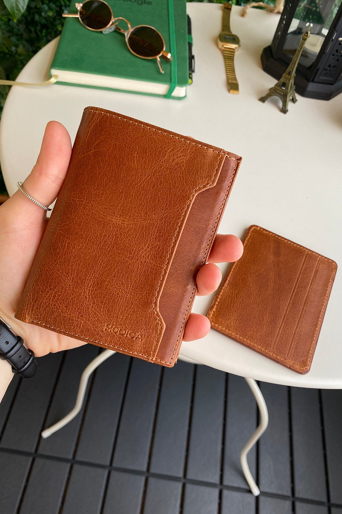 Oregon - Genuine Leather Wallet with Removable Card Holder