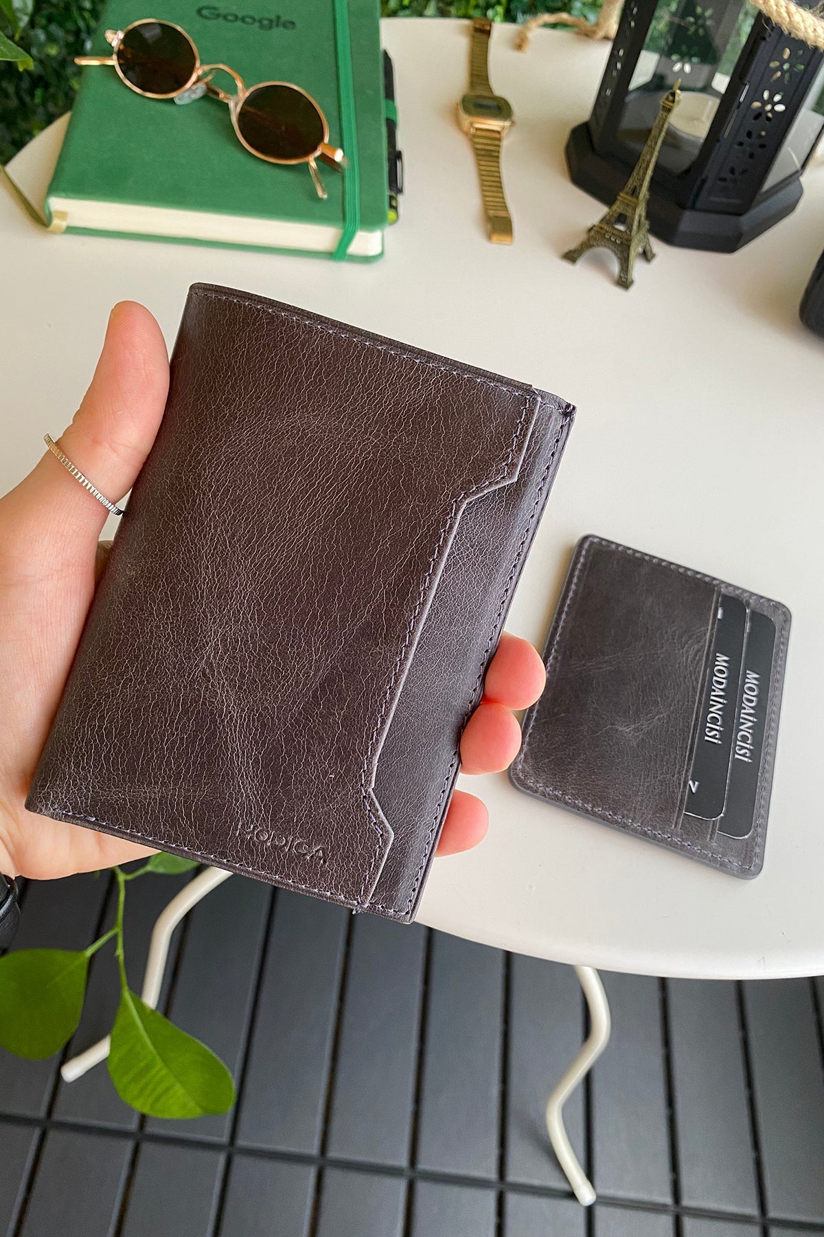 Oregon - Genuine Leather Wallet with Removable Card Holder