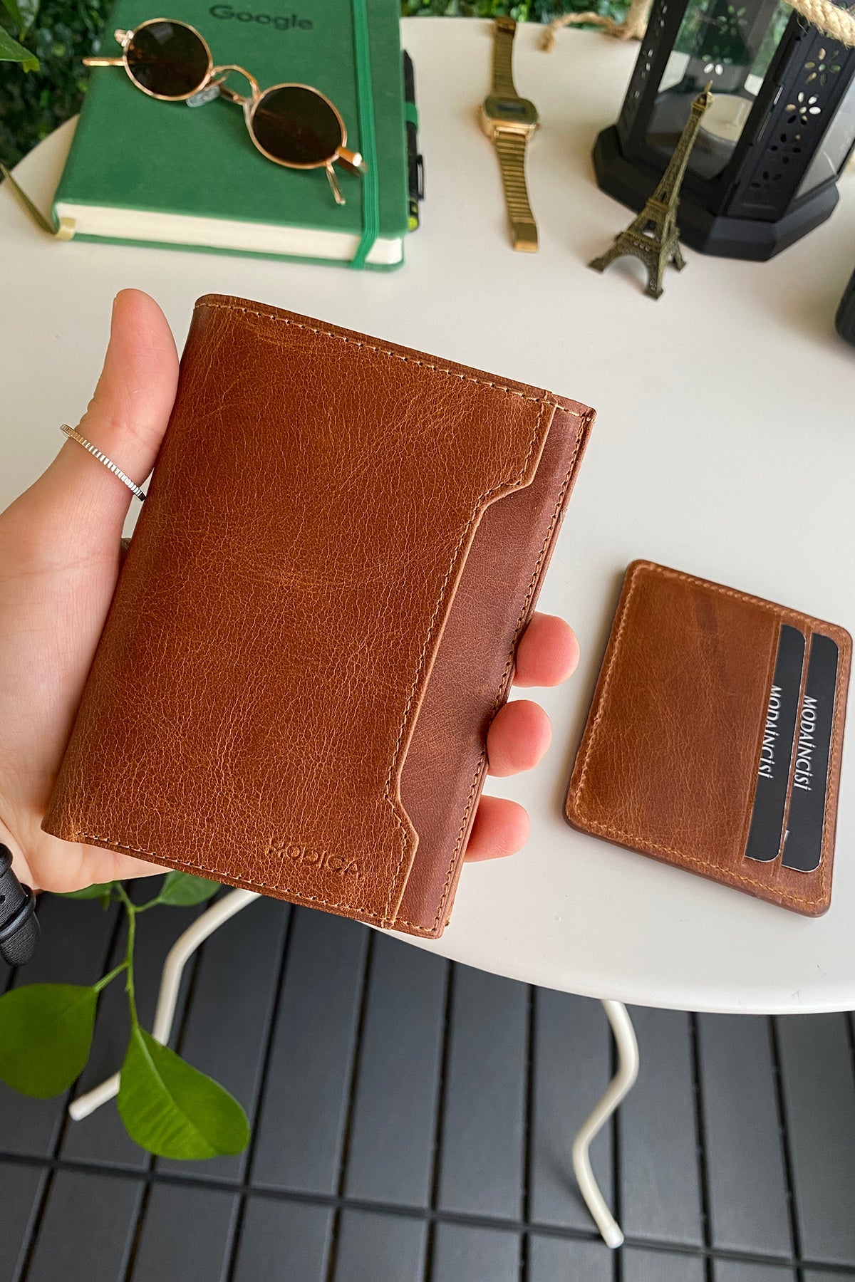 Oregon - Genuine Leather Wallet with Removable Card Holder