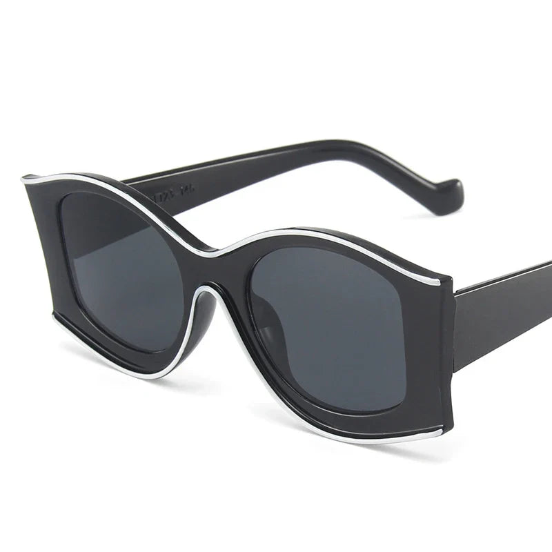 Oversized Retro Sunglasses with UV400 Photochromic Lenses for Stylish Eye Protection