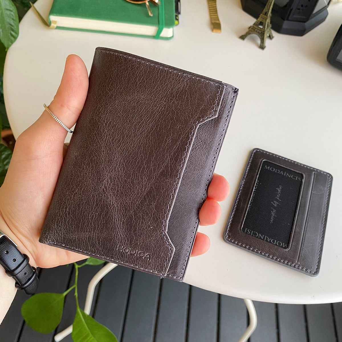 Oregon - Genuine Leather Wallet with Removable Card Holder