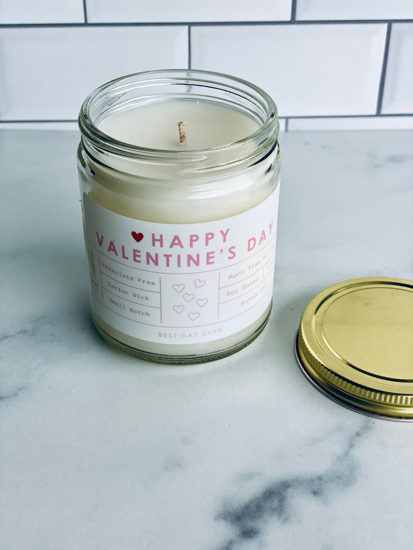 Happy Valentine's Day Candle: White w/pink / Clear / Bee's Paradise