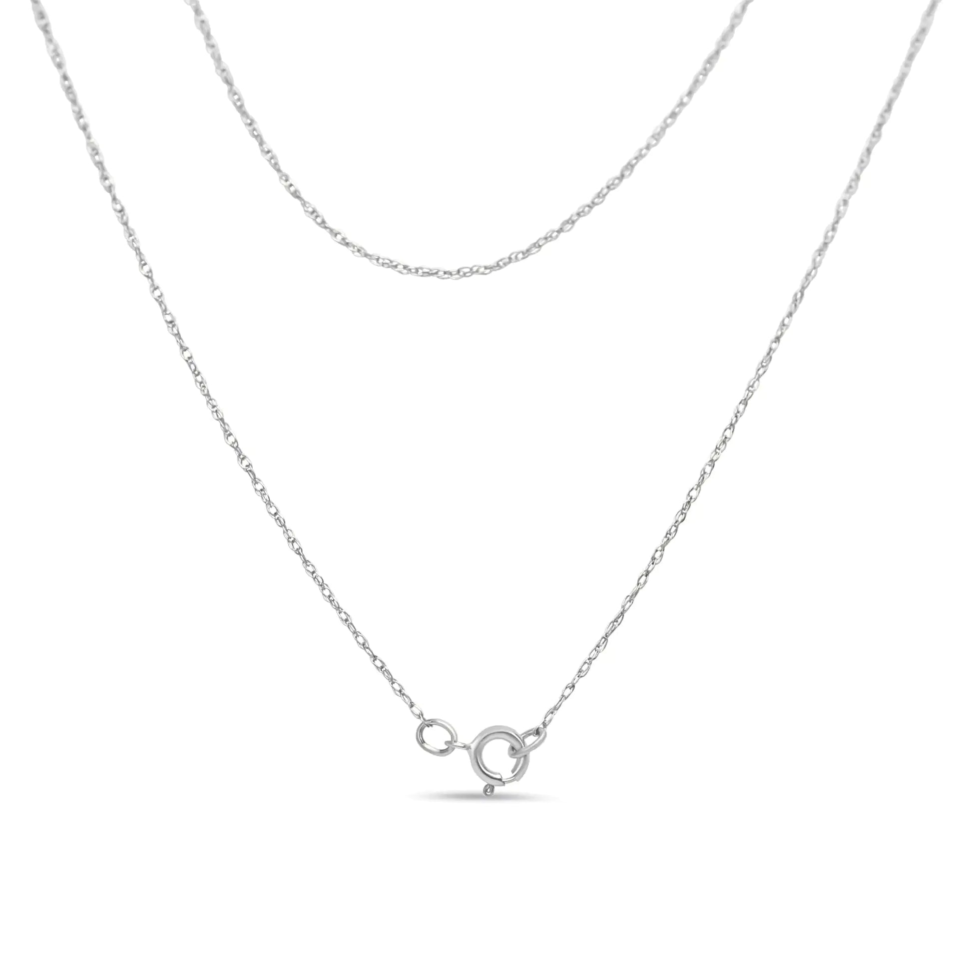 A close-up view of the elegant sterling silver necklace chain, featuring a secure clasp, emphasizing its quality as a gift for mom.