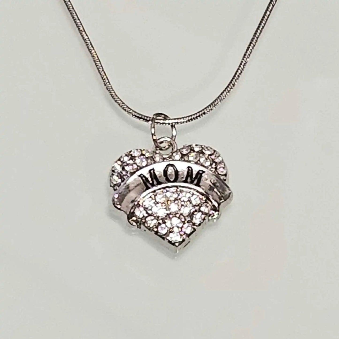 Love MOM Heart Shaped Pendant With Crystals And Chain